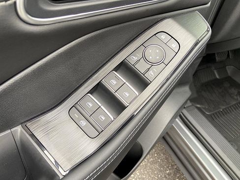 New 2026 Nissan Rogue Platinum image 10