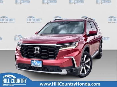 Certified 2025 Honda Pilot Touring