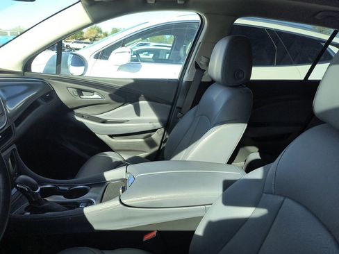 Used 2020 Buick Envision Essence w/ Experience Buick Package image 3