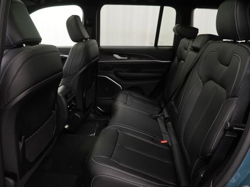 New 2026 Jeep Grand Cherokee Limited w/ Limited Altitude Package image 16