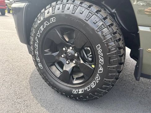 New 2026 RAM 1500 Warlock AWD/4WD image 9
