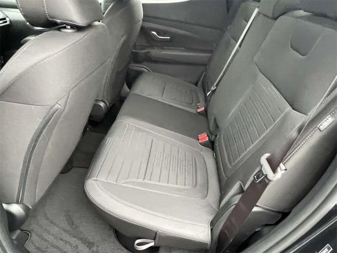 New 2026 Hyundai Santa Cruz SE image 8