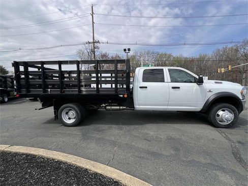 New 2024 RAM 5500 Tradesman w/ Chrome Appearance Group image 33