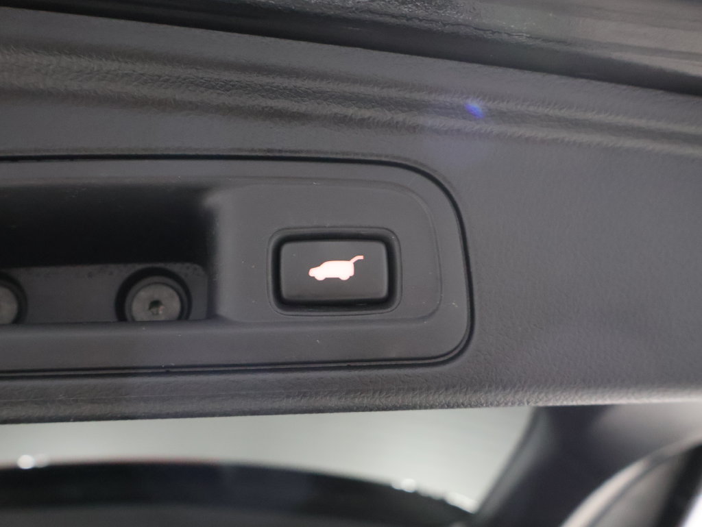 Used 2021 Honda Pilot Elite image 23