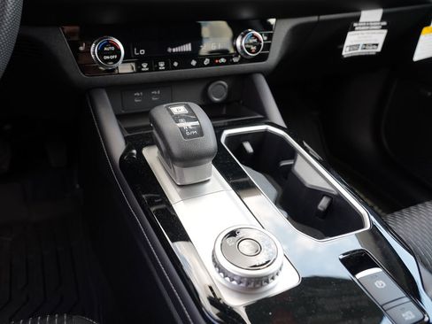 New 2026 Mitsubishi Outlander ES AWD/4WD image 24