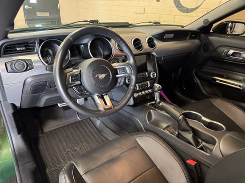 Used 2022 Ford Mustang GT Premium w/ Black Accent Package RWD image 41