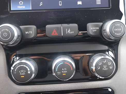 New 2026 RAM 1500 Tradesman AWD/4WD image 14