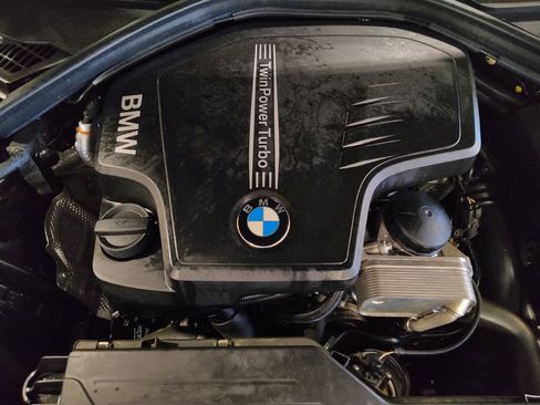 Used 2018 BMW 320i Sedan w/ Convenience Package RWD image 30