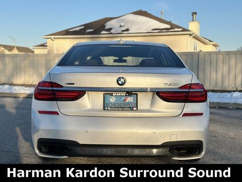 Used 2017 BMW 750i xDrive image 8