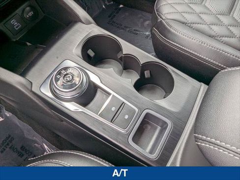 Certified 2023 Ford Escape Platinum w/ Premium Technology Package AWD/4WD image 19