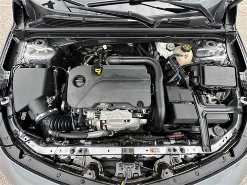 Used 2023 Chevrolet Malibu LT image 30