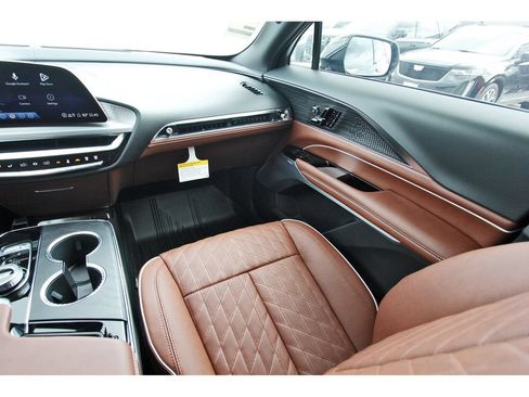 New 2027 Cadillac Lyriq Signature Luxury w/ Nappa Leather Package AWD/4WD image 10