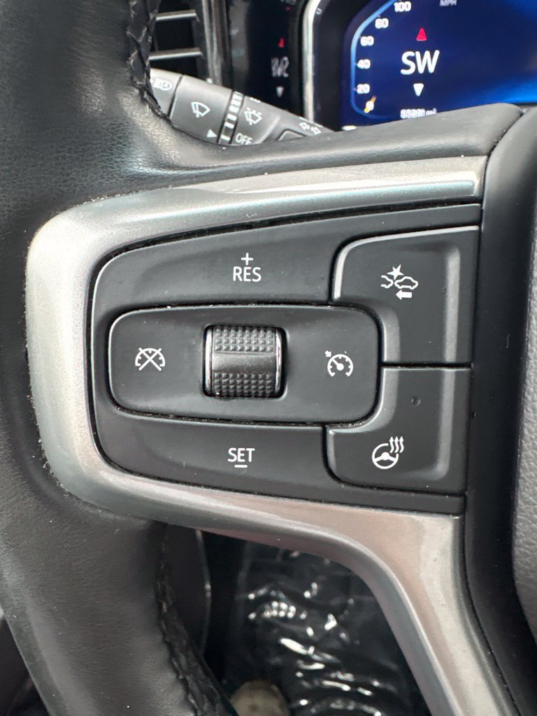 Used 2025 Chevrolet Silverado 1500 LT AWD/4WD image 17