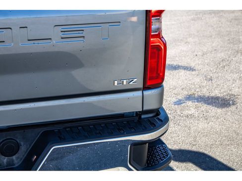 Used 2024 Chevrolet Silverado 3500 LTZ AWD/4WD image 13