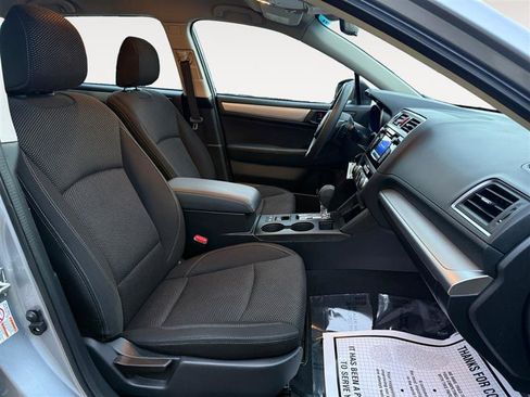 Used 2019 Subaru Outback 2.5i image 16