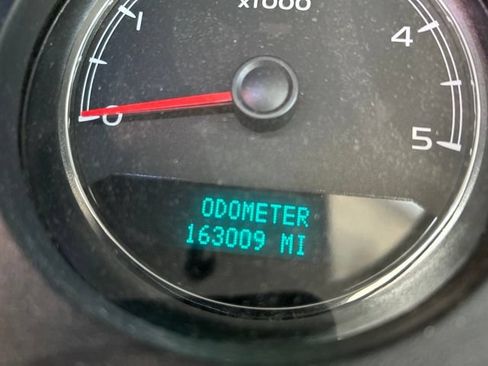 Used 2007 Chevrolet Silverado 2500 LTZ w/ Safety Package AWD/4WD image 14