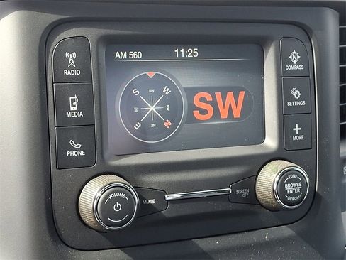 Used 2024 RAM 2500 Tradesman w/ Chrome Appearance Group image 16