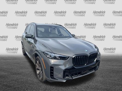 Used 2025 BMW X5 xDrive40i w/ M Sport Package AWD/4WD image 2