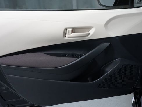 Certified 2026 Toyota Corolla LE image 28