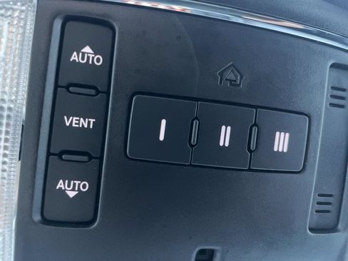 Used 2022 Dodge Charger R/T w/ Daytona Edition Group image 14