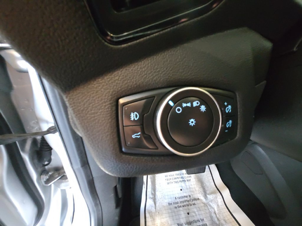 Used 2019 Ford Escape Titanium w/ U9j03 - Titanium Tow Package AWD/4WD image 32