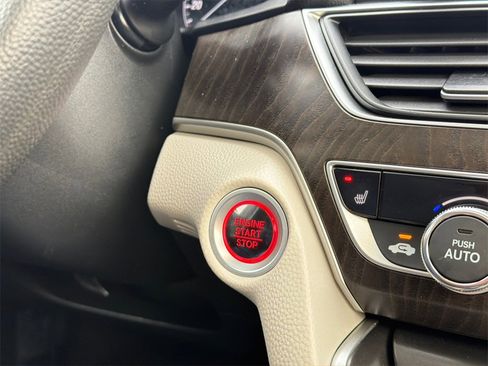 Used 2018 Honda Accord EX image 27