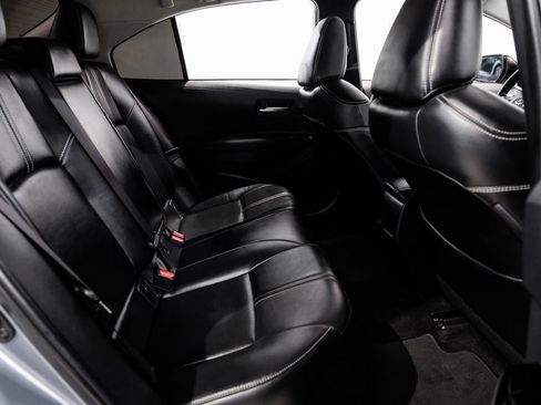 Used 2020 Toyota Corolla XLE image 47