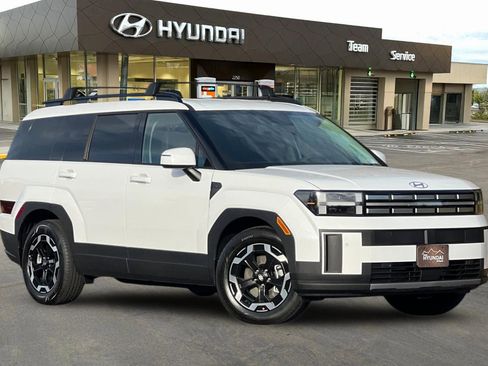 New 2026 Hyundai Santa Fe SEL image 2