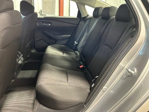 Certified 2025 Honda Accord SE image 18
