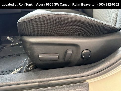 Used 2017 Toyota Camry LE FWD image 13