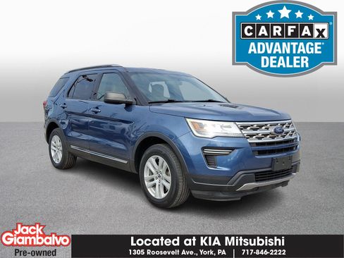 Used 2018 Ford Explorer XLT AWD/4WD image 1