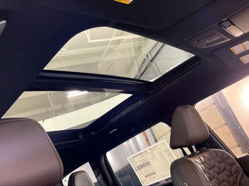 New 2026 Nissan Armada Platinum Reserve AWD/4WD image 25