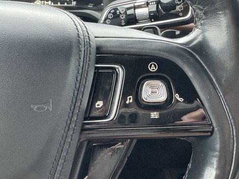 Used 2020 Lincoln Aviator Reserve w/ Equipment Group 202A image 18