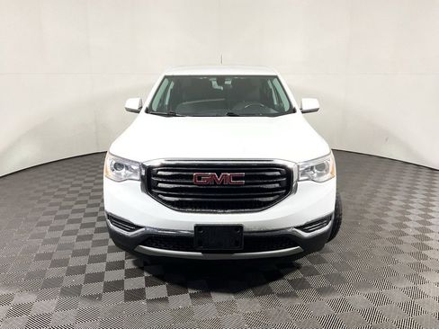 Used 2017 GMC Acadia SLE image 4