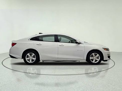 Used 2024 Chevrolet Malibu LS w/ Driver Confidence Package FWD image 7