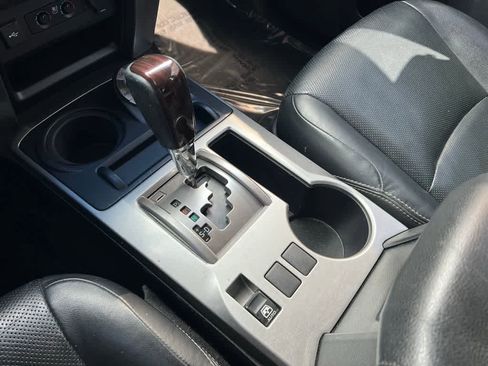 Used 2020 Toyota 4Runner Limited image 39