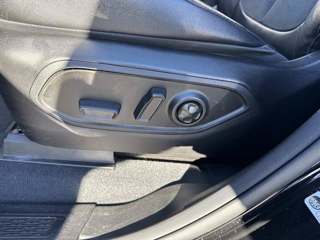 Used 2023 Jeep Grand Cherokee L Laredo AWD/4WD image 11