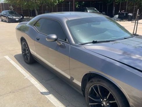Used 2017 Dodge Challenger SXT w/ Blacktop Package RWD image 3
