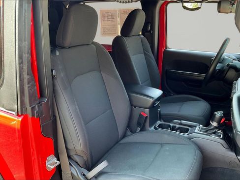 Used 2018 Jeep Wrangler Sport AWD/4WD image 29