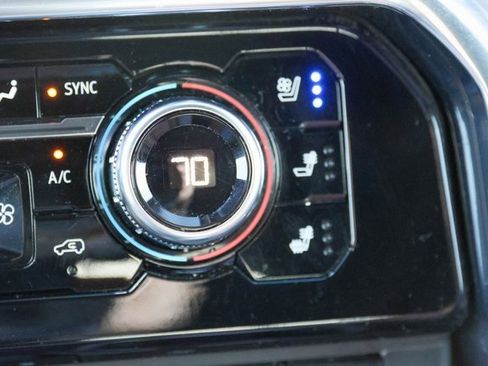 Used 2024 GMC Sierra 2500 Denali Ultimate image 28