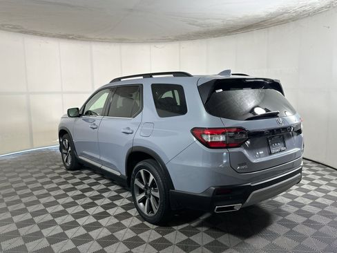 Used 2024 Honda Pilot Elite image 5