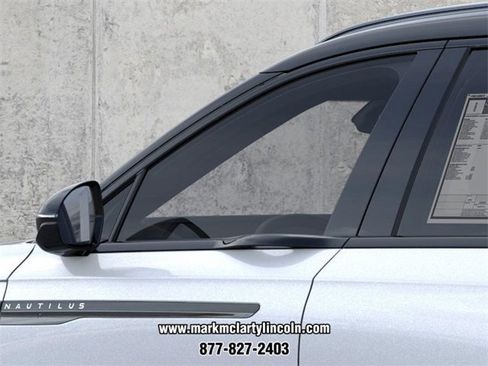 New 2026 Lincoln Nautilus Reserve image 20