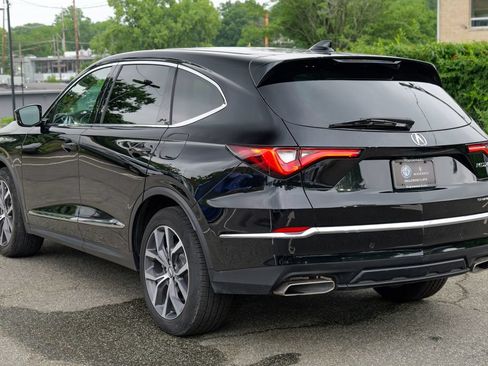 Used 2024 Acura MDX SH-AWD w/ Technology Package image 5