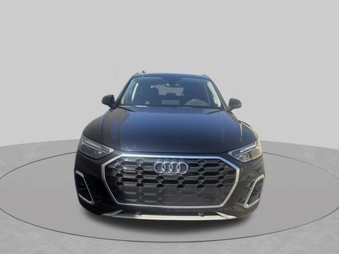 Used 2023 Audi Q5 2.0T Premium Plus w/ Premium Plus Package AWD/4WD image 2
