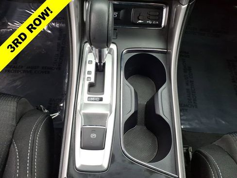 Used 2022 Subaru Ascent Premium w/ Convenience Package AWD/4WD image 14