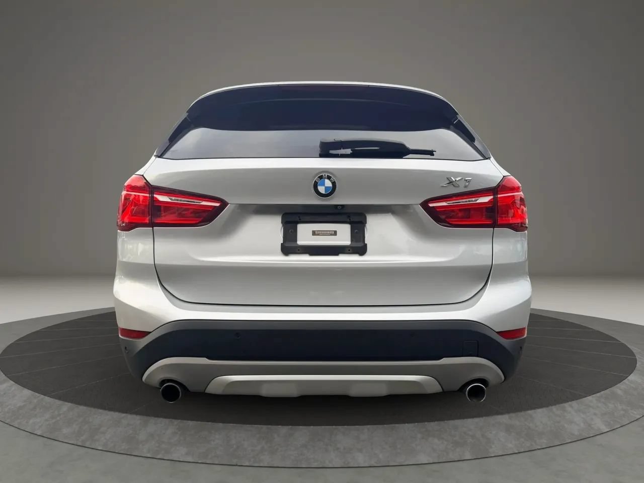 Used 2017 BMW X1 xDrive28i AWD/4WD image 6