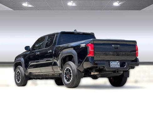 Used 2024 Toyota Tacoma TRD Off-Road AWD/4WD image 3