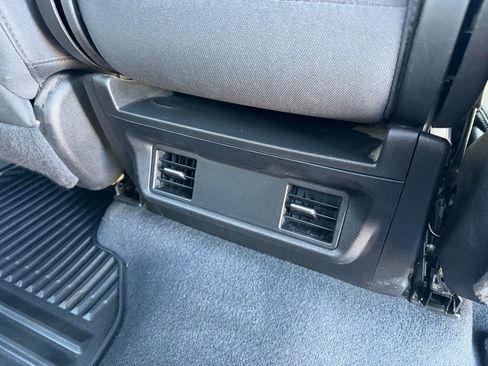 Used 2022 Chevrolet Silverado 1500 Custom image 19