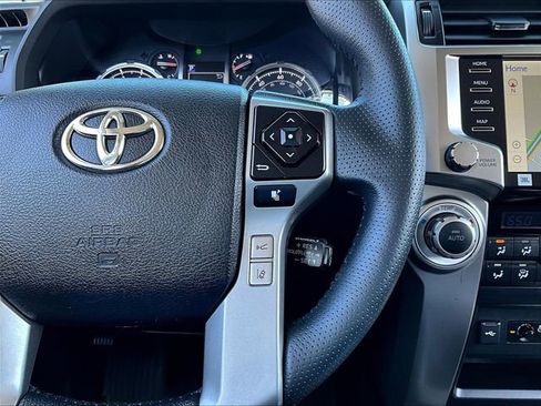 Used 2020 Toyota 4Runner Limited image 24