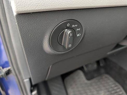 Used 2024 Volkswagen Taos S image 29